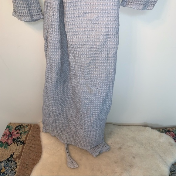 Magic Linen Grey Waffle Knit Robe - Picture 14 of 15